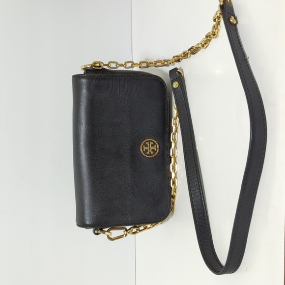 Tory Burch Handbags - Tory Burch Robinson crossbody mini chain bag